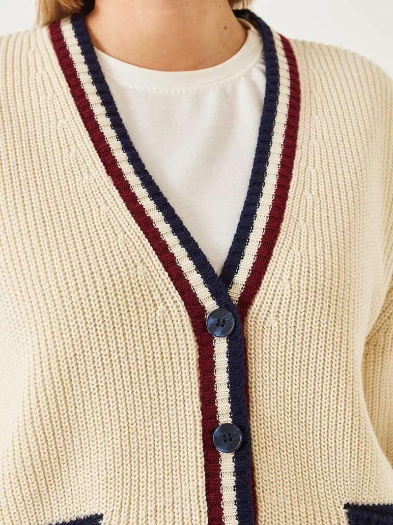 Bianco Lucci LUCCI Patterned V-Neck Ribbed Cardigan with Pockets