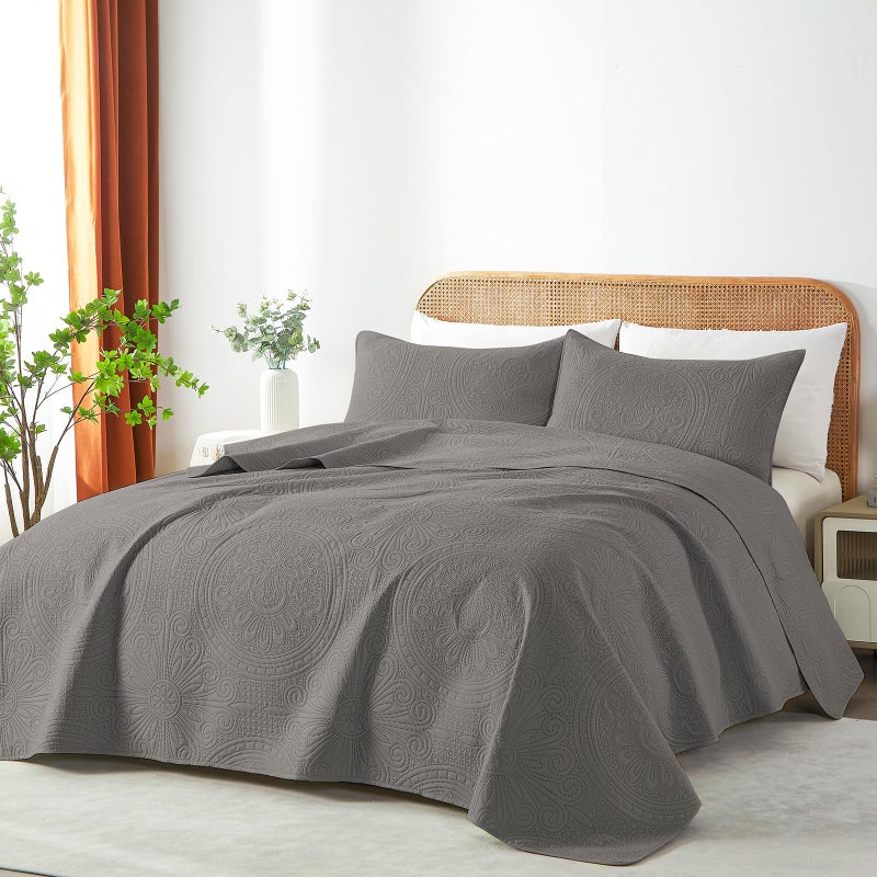 Wuruibo Grey Full/Queen Quilt Bedding Set  3 Pieces Lightweight Bedspreads With Pillow Shams  Microfiber Modern Thin Coverlet  Summer Quilted Comforter For All Season (1 Quilt  2 Shams) - Image 2