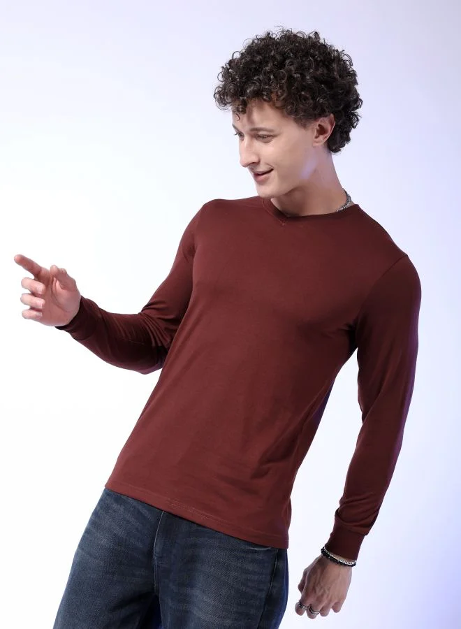 The Indian Garage Co Men Slim Fit Solid V-Neck Tshirt
