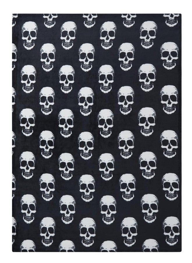 GoodGram Ultra Soft & Plush Autumn & Halloween Chic Themed Oversized Accent Throw Blankets - Assorted Styles (Skulls) - Image 3