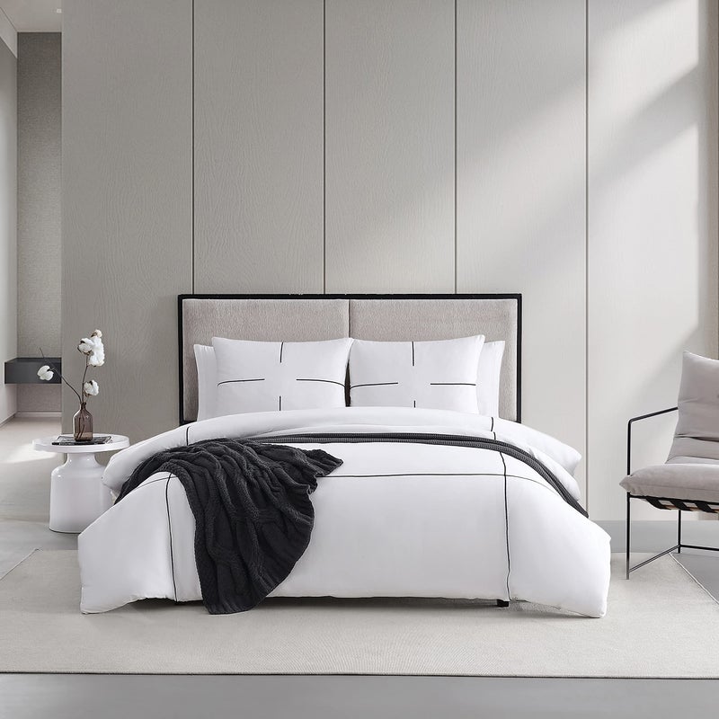 Vera Wang - Queen Duvet Cover Set, Soft Bedding Set with Matching Shams, Button Closure, Chic Room Essentials (Zig Zag White, Queen) - Image 1