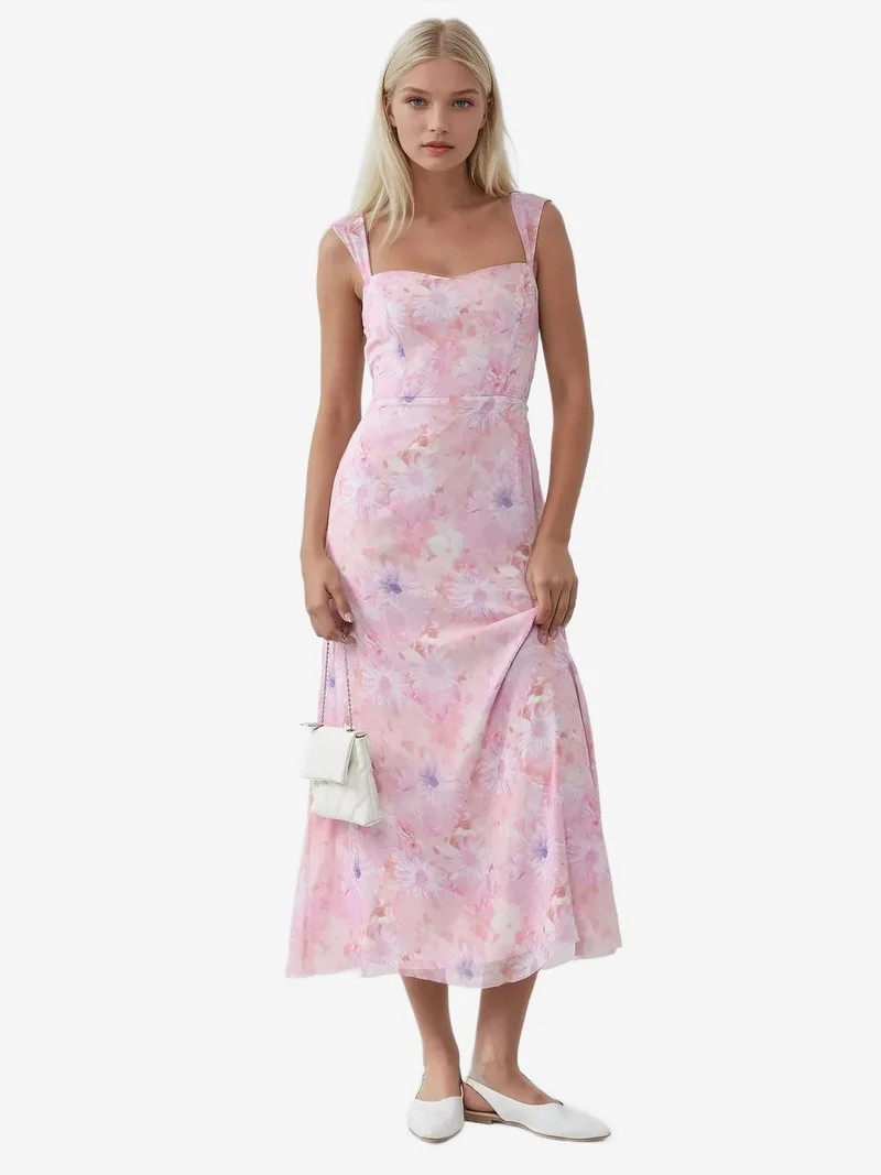 زوبعة فستان ماكسي مزين بالزهور بياقة على شكل قلب