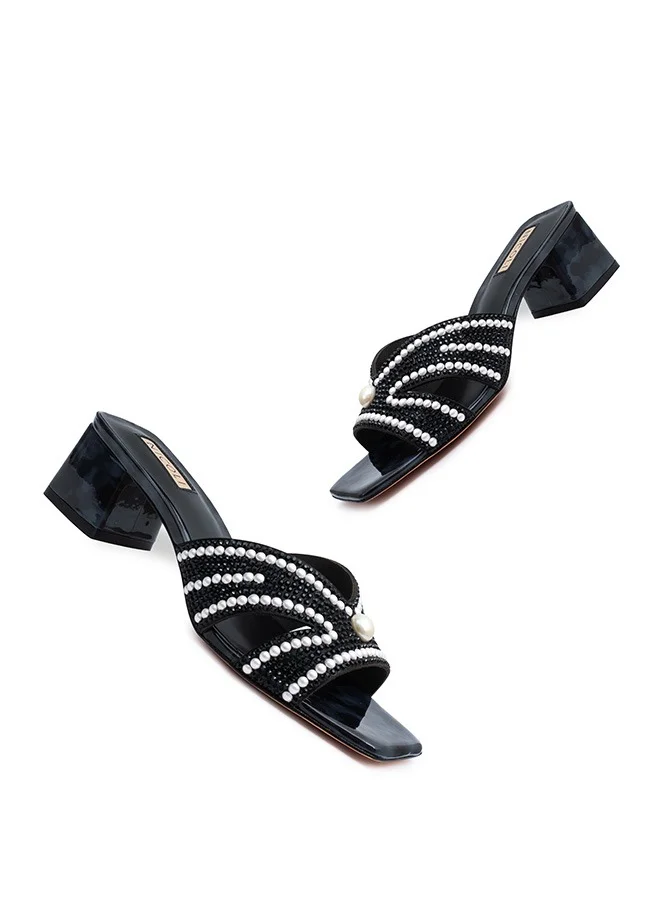 نيكولي آلان