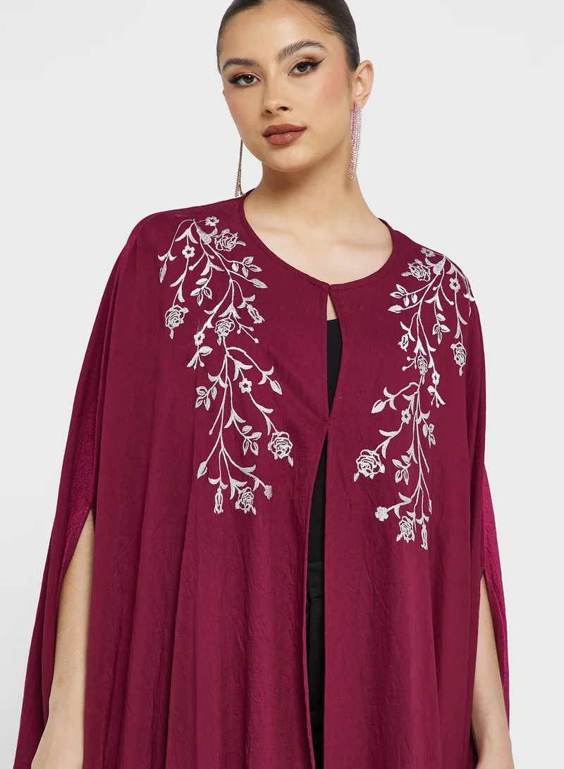 hayas closet Embroidered Cape Sleeve Abaya