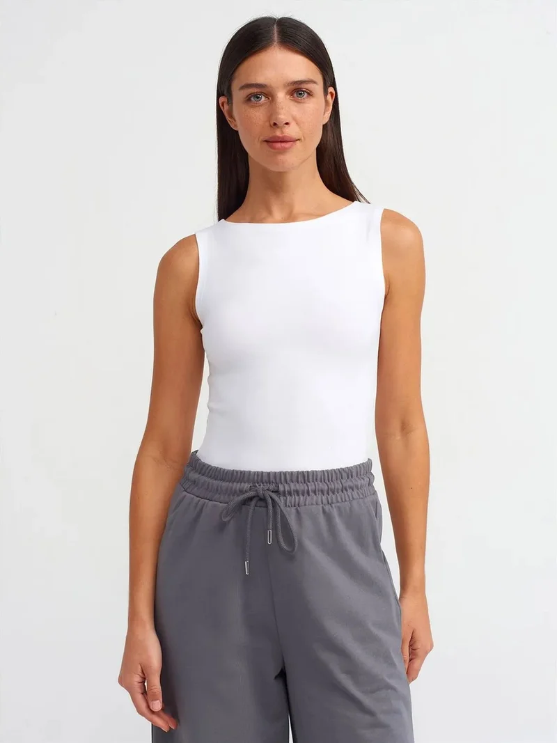 ديلفين Dilvin Sleeveless Slim-Fit Boat Neck Blouse