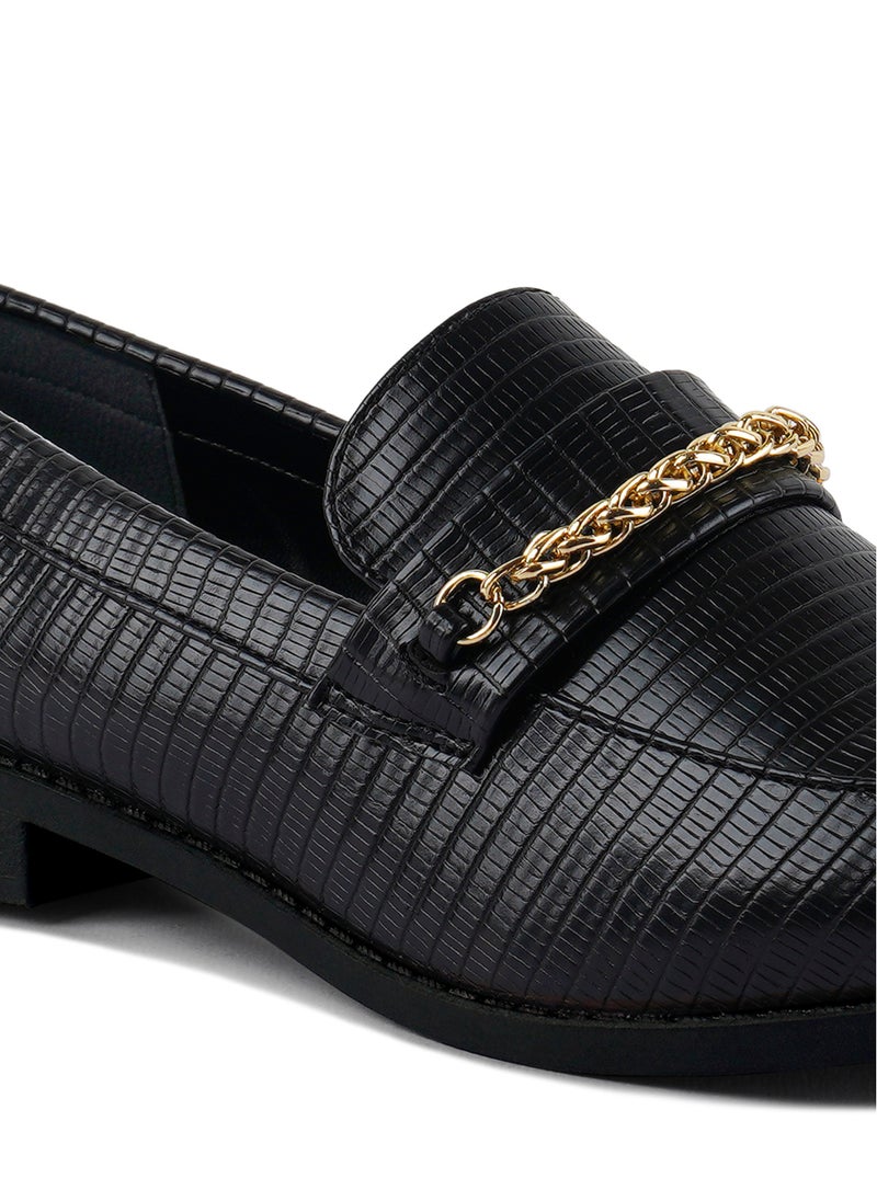 Black Low Block Loafers Adorned with Golden Chain - pzsku/Z5F0ABF732794B305F462Z/45/_/1719648614/269a85f6-19b1-4927-955b-c9c3af1d249a