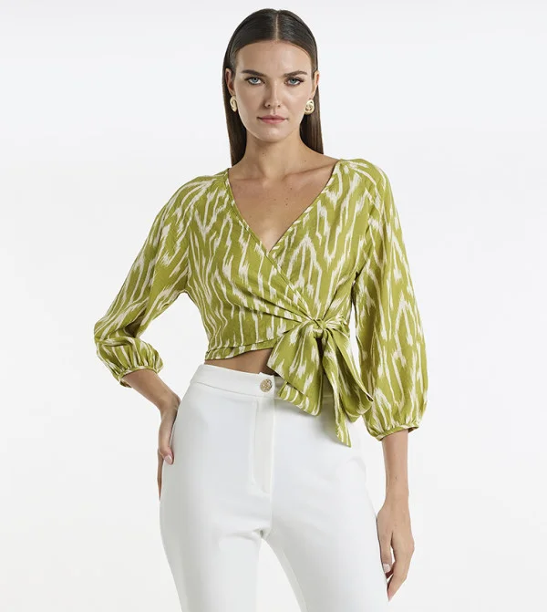 بي سي بي جي BCBG Printed Front Tie Top
