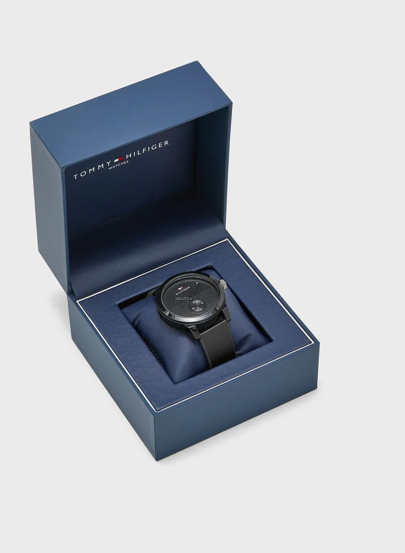 TOMMY HILFIGER Analog Watch