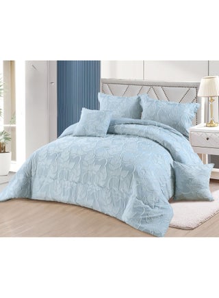 A luxurious, royal double comforter set with an engraving pattern to add beauty and elegance to your room - pzsku/Z5F162BC0274AAC66E643Z/45/1751152411/6807ebe3-78df-49ba-bea4-f4af17489371