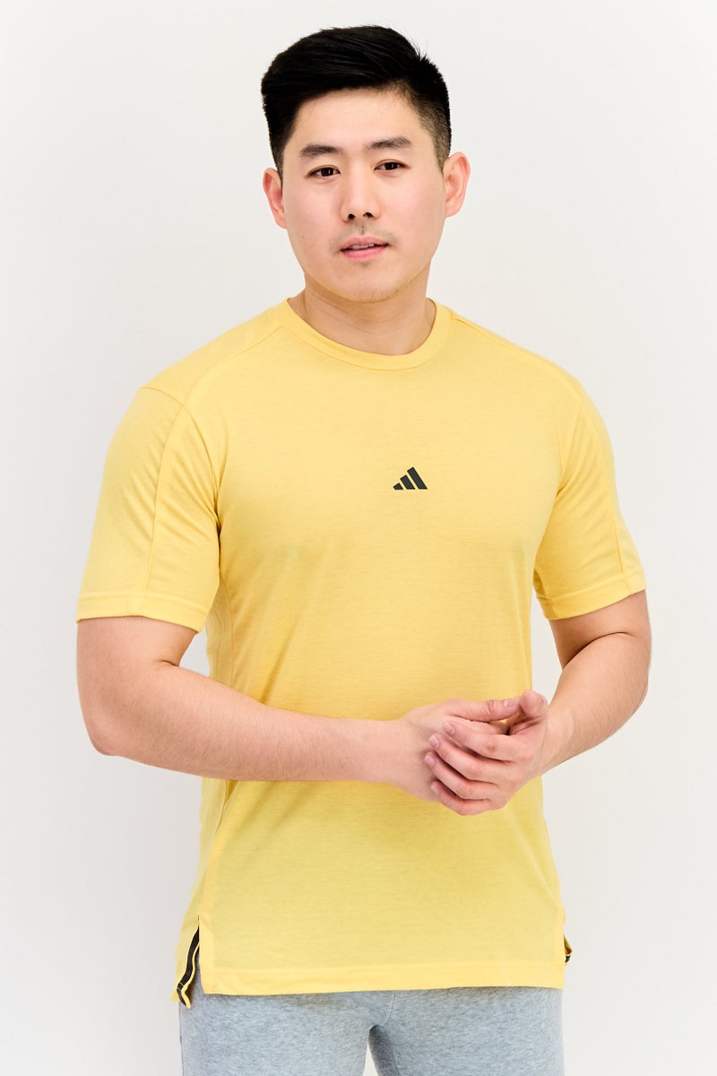 Adidas تي شيرت يوجا قصير الأكمام للرجال، رياضي، أصفر - Image 1