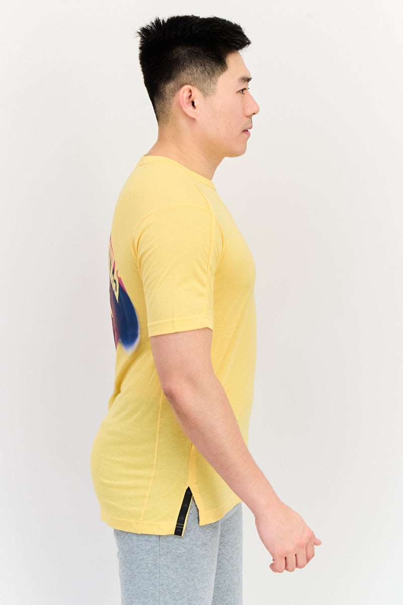 Adidas تي شيرت يوجا قصير الأكمام للرجال، رياضي، أصفر - Image 2