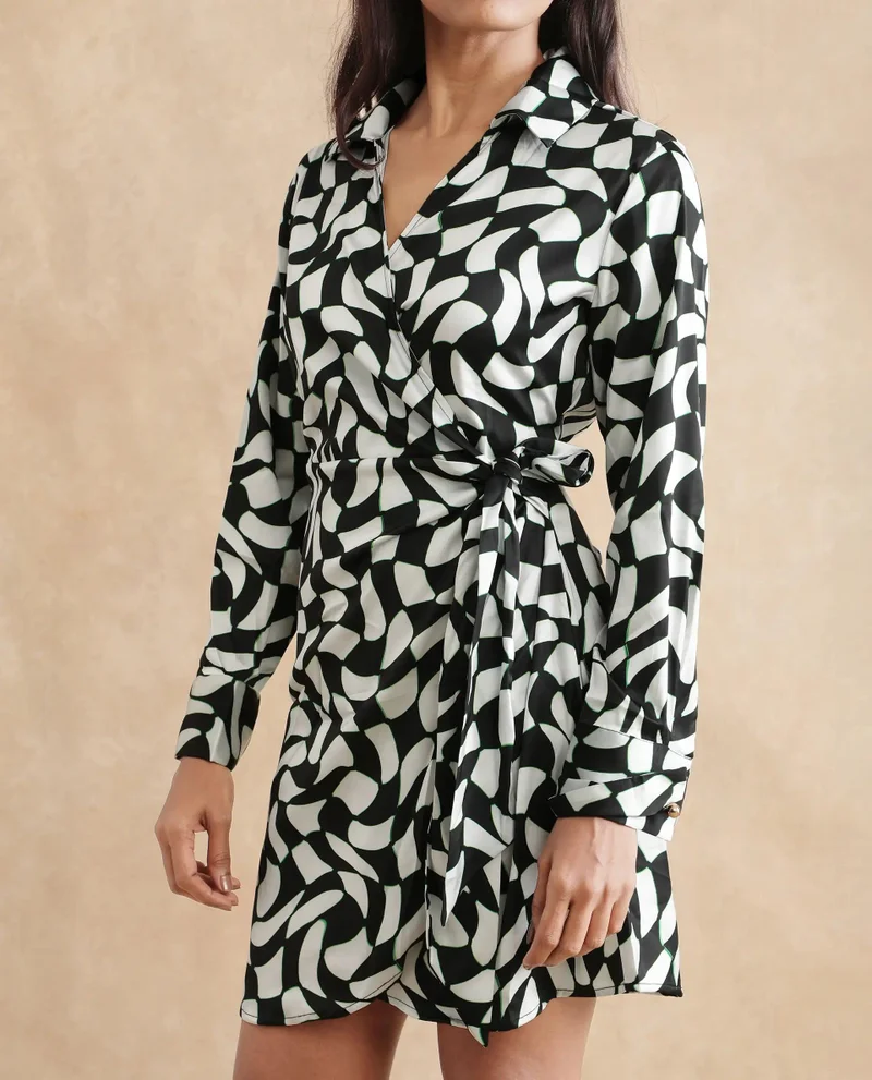 Rareism Women's Geometric Print Knee Length Wrap Dress