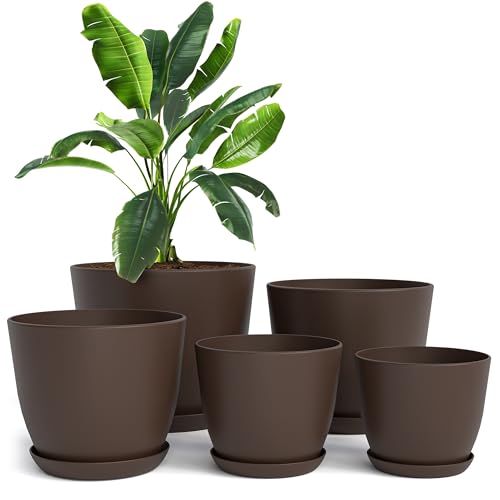 Utopia Home - Plant Pots Indoor with Drainage - 7/6.6/6/5.3/4.8 Inches Garden Flower Pots for Indoor Planter - 5 Pack Brown Plastic Planters - Ideal for Stocking Stuffers or Room, Office Home Decor - Image 1