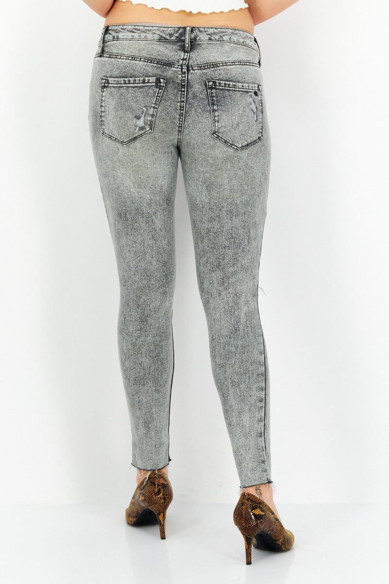 Jessica Simpson Women Skinny Fit Washed Stretchable Denim Jeans, Grey - Image 2