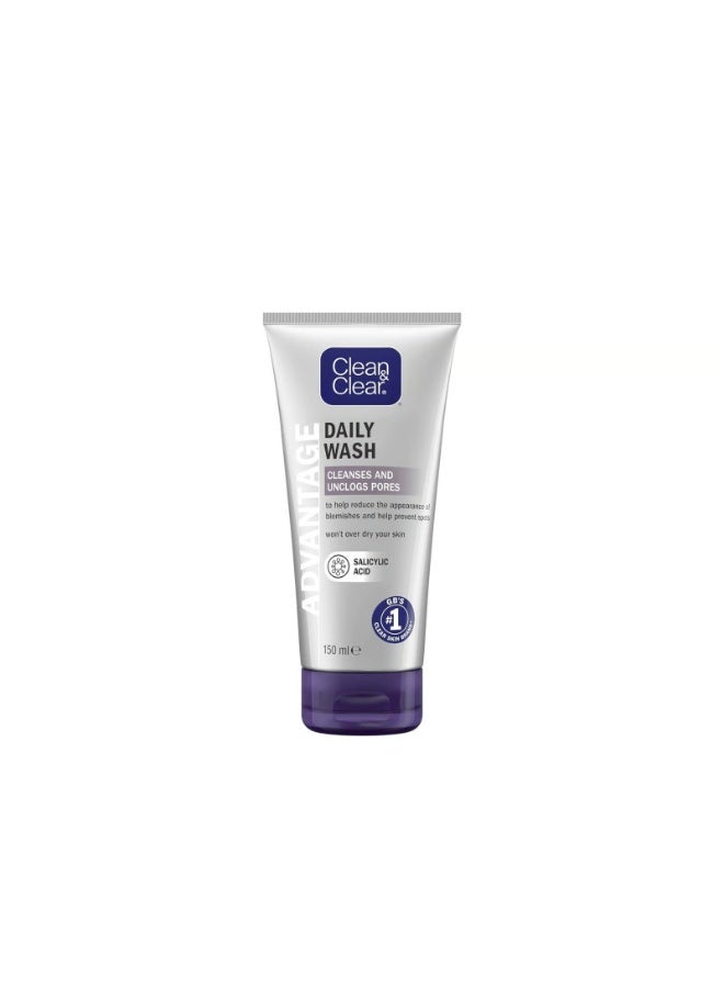Clean & Clear Advantage Daily Wash 150ml - Image 1