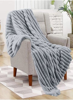 PACHA HOME 2-layer fur shawl 130x170, perfect match for cold days on the couch - Color: Grey.  - Image 1