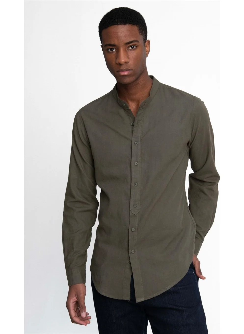 Tudors Tudors Slim Fit Slim Fit Long Sleeve Crew Collar Cotton Linen Effect Shirt10