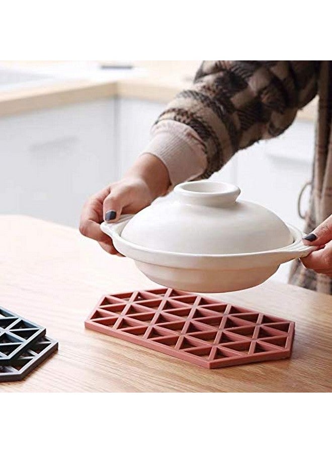 OLWICK® 4 Pcs PVC Tea Coaster Non-Slip Placemat High Temperature Insulation Pad Hollow Pot Mat Bowl with Anti-hot Plastic Placemat (Red Triangle) - Image 5