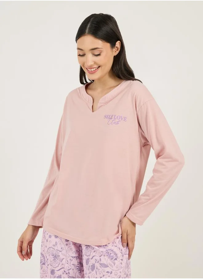 Styli Slogan Print Notch Neck Drop Shoulder T-Shirt & Floral Pyjama Set