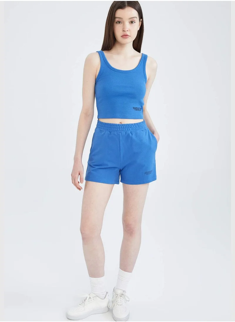 DeFacto Woman Crop-Standart Fit Crew Neck Knitted Tank Top