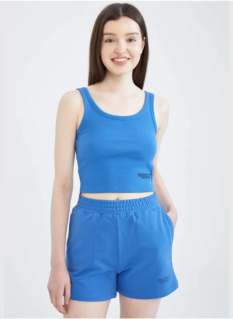 DeFacto Woman Crop-Standart Fit Crew Neck Knitted Tank Top