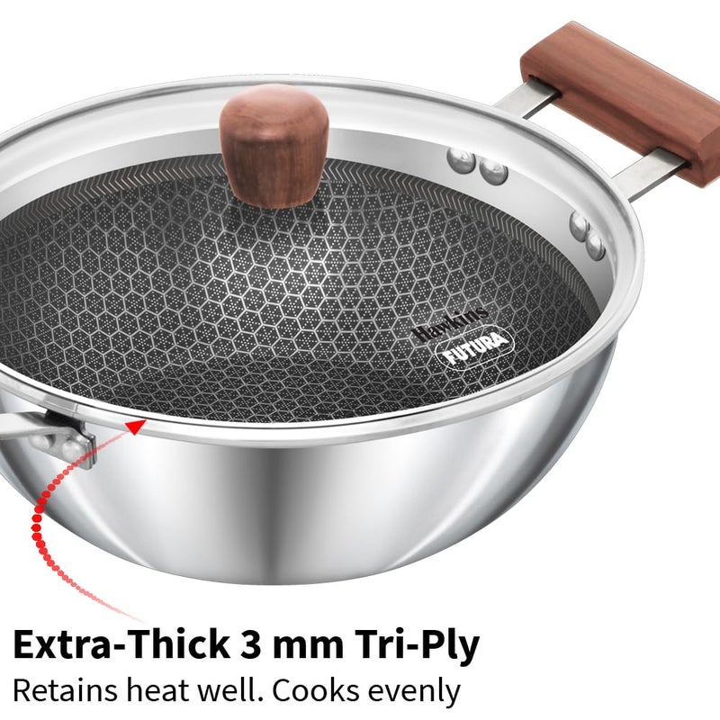Hawkins حلة هوكينز 2.5 لتر عميقة، مصنوعة من الفولاذ المقاوم للصدأ ثلاثي الطبقات مع مقبض من خشب الورد، حلة عميقة غير لاصقة بنمط خلية النحل، فضية (NSDK25G) - Image 4
