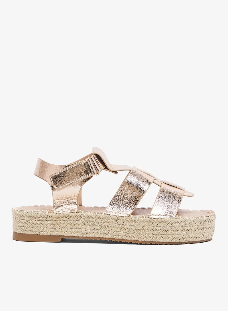 داون تو إيرث صندل صيفي بكعب منخفض