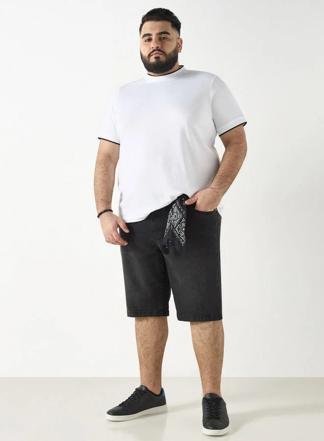 سبلاش فيڤ شورت جينز قطيفة بجيوب وإغلاق بأزرار