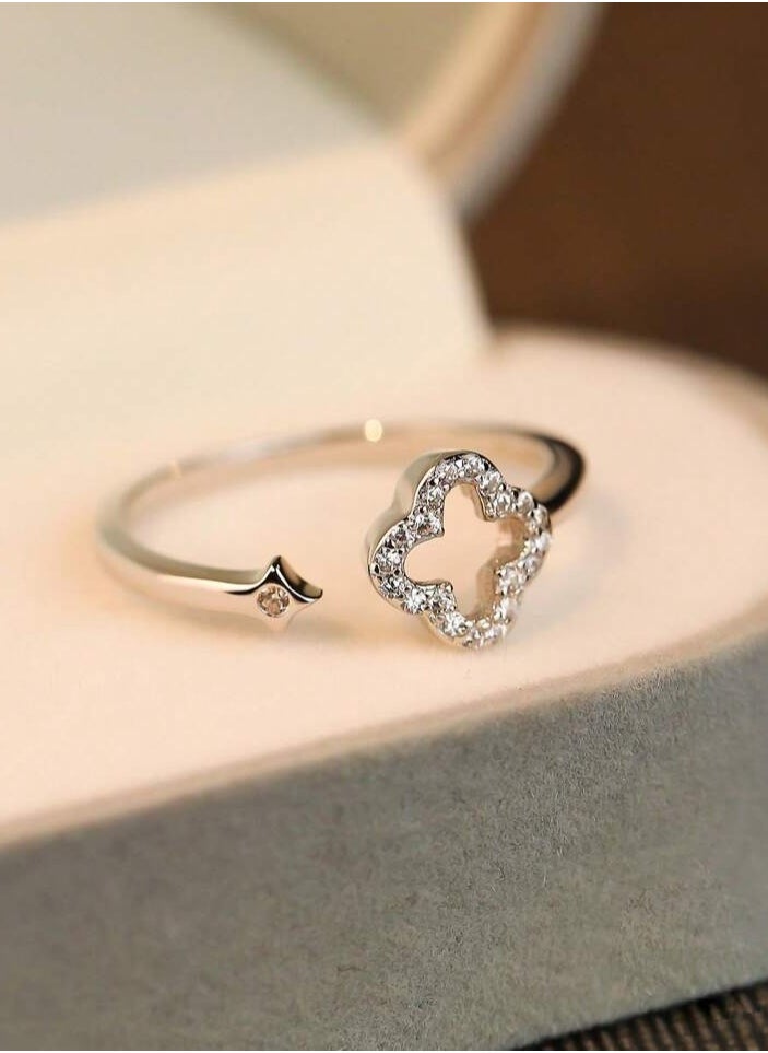 Luxurious And Delicate Silver Ring Made With High Quality And Extreme Precision From 925 Sterling Silver In The Shape Of Four-Leaf Flower Studded With Small Zircon Crystals To Give A Wonderful Look To The Princess Who Deserves It - pzsku/Z5F230D25402955C2DBACZ/45/_/1734189873/1530fc31-0bb5-41af-85af-96c8df055b71