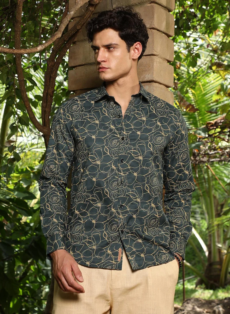 كامبوس سوترا Campus Sutra Men's Sacramento Green Roses-Lined Embroidered Shirt For Casual Wear | Spread Collar | Long Cuffed Sleeves | Button Closure | Shirt Crafted With Comfort Fit For Everyday Wear