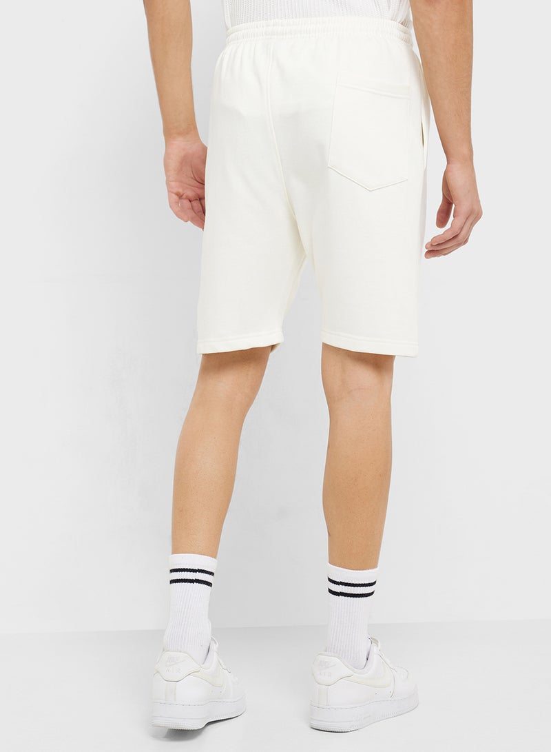 سفنتي فايف بيسيكس شورت أساسي - Image 3