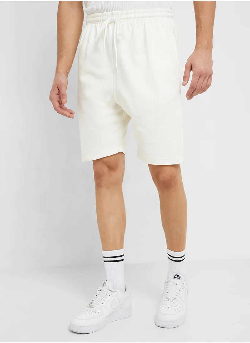 سفنتي فايف بيسيكس Essential Shorts