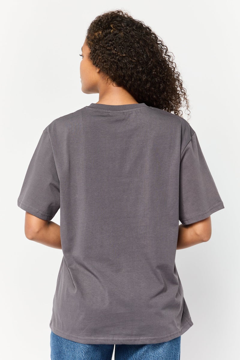 Marlyn Monroe تي شيرت نسائي بحجم كبير بياقة دائرية وطباعة جرافيك، رمادي غامق - Image 2