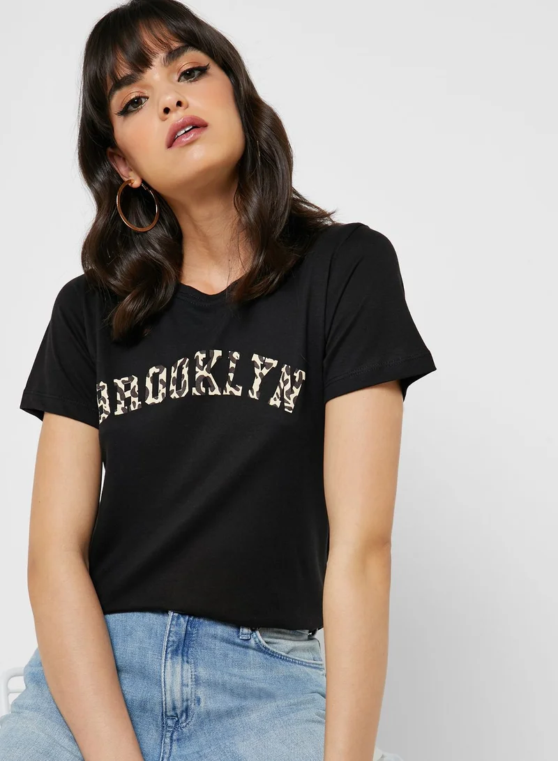 Ginger Slogan Graphic T-Shirt
