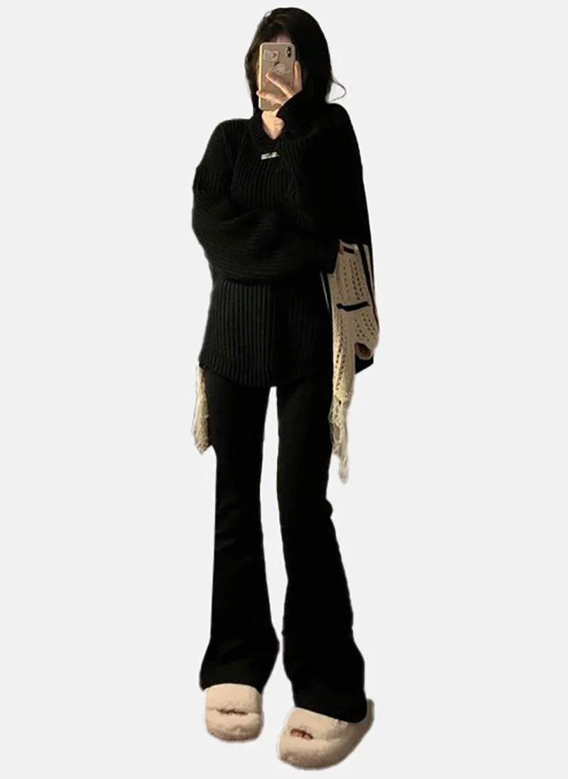 يونيكي Black Solid Mid Rise Skinny Fit Bootcut & Flared Jeans