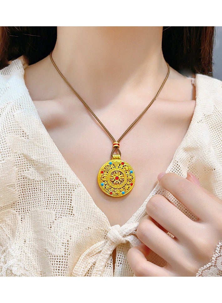 Lucky Necklace With Red and Green Fortune Compass Shape, Good Wish Rope, New Chinese Style Sweater Chain for Women - Image 2