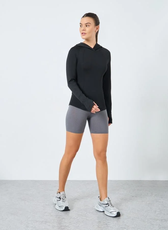 ستايلي اكتيف بلوزة بغطاء رأس بتفاصيل خياطة كونتور ستايلي