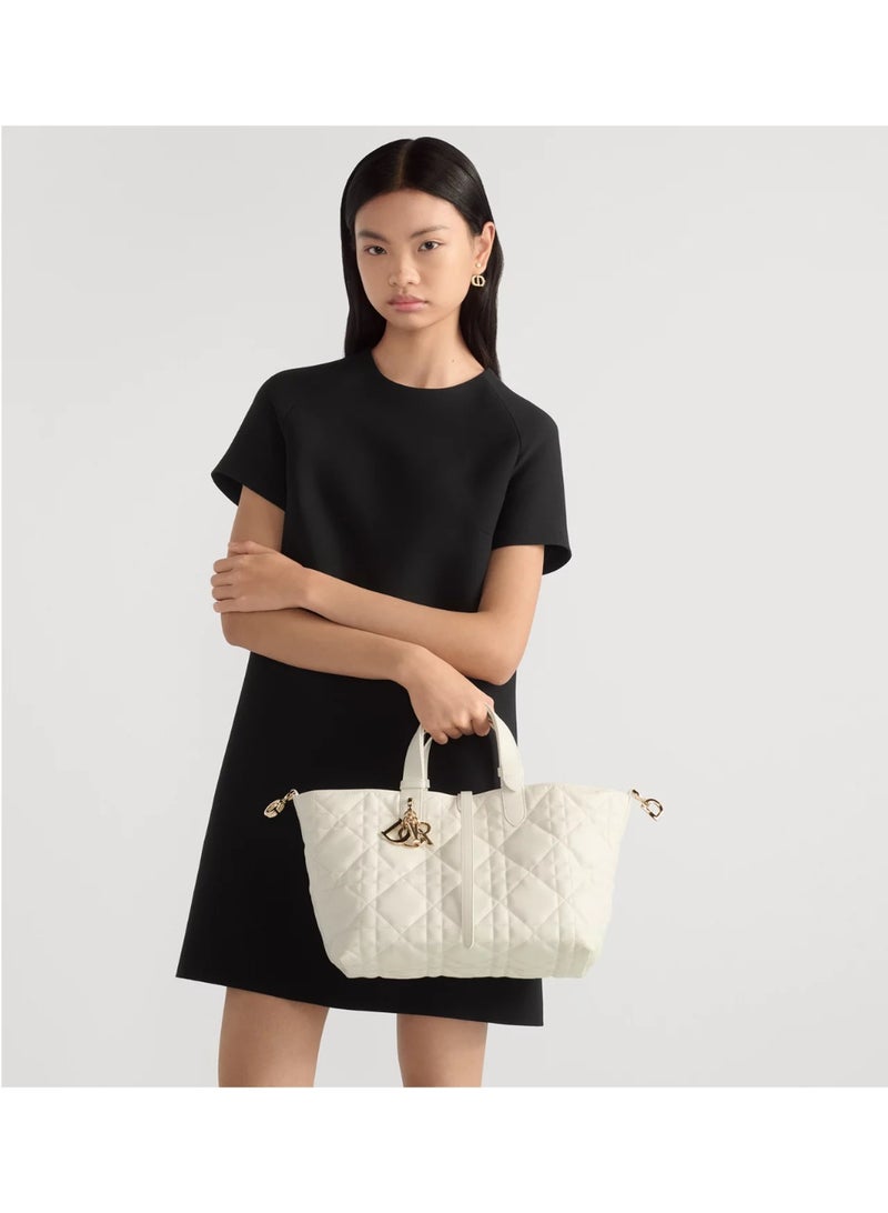 ديور أديكت حقيبة متوسطة الحجم من ديور توجور - Image 2