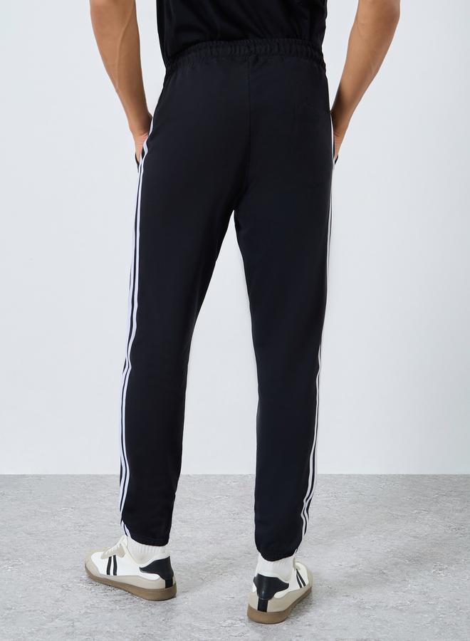 ستايلي جوغر مخطط للرجال - Image 4