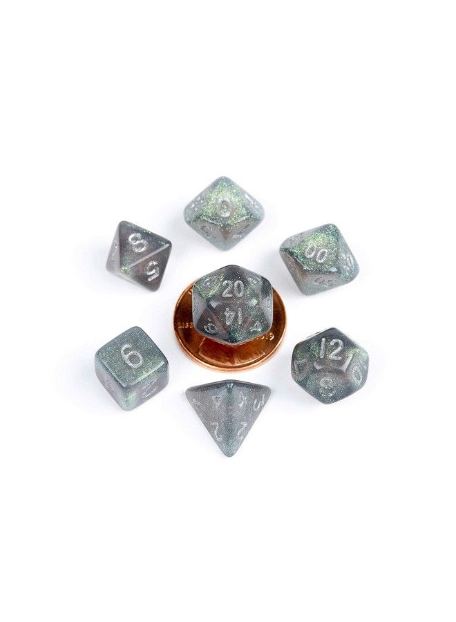Metallic Dice Games مجموعة نرد بولي صغيرة 10 مم بلون رمادي مع أرقام فضية - Image 2