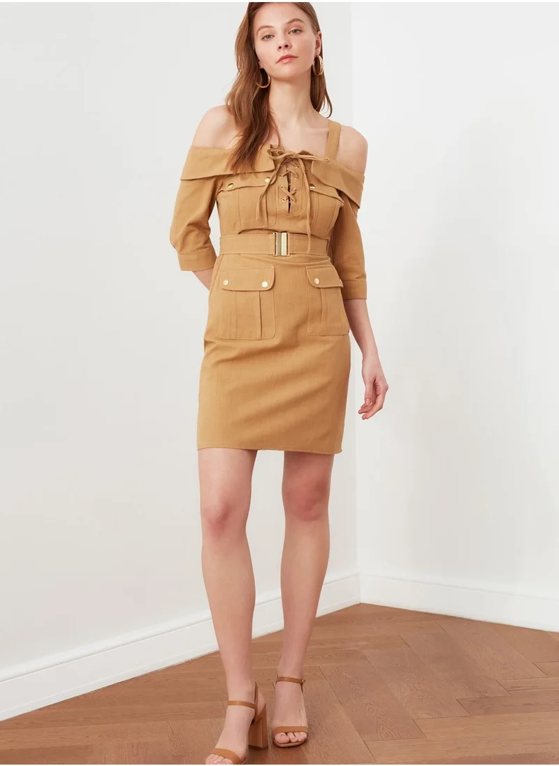 trendyol Pocket Detail Cold Shoulder Dress