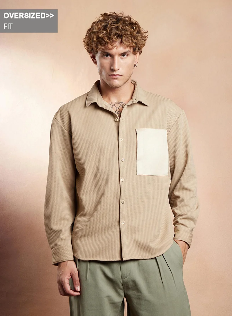 Campus Sutra Campus Sutra Men's Ecru Beige Block-Patch Oversized Shirt For Casual Wear | Spread Collar | Long Regular Sleeves | Button Closure | Oversized Shirt Crafted With Comfort Fit For Everyday Wear