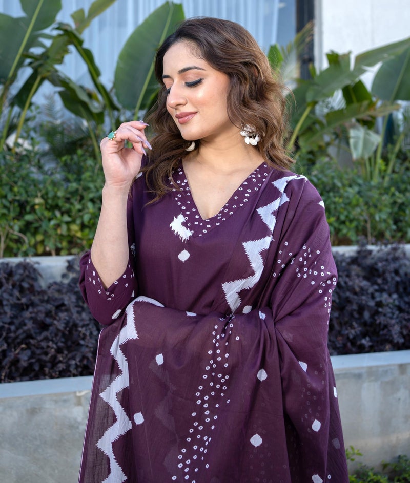 Arayna Women's Pure Cotton Bandhani Print Ethnic Kurta Set with Palazzo Pants & Dupatta, Burgundy Wine, Large - Image 4