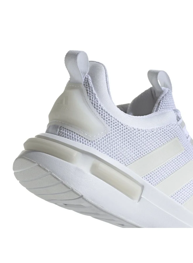 adidas أحذية رياضية بيضاء سبورت وير تراكر .