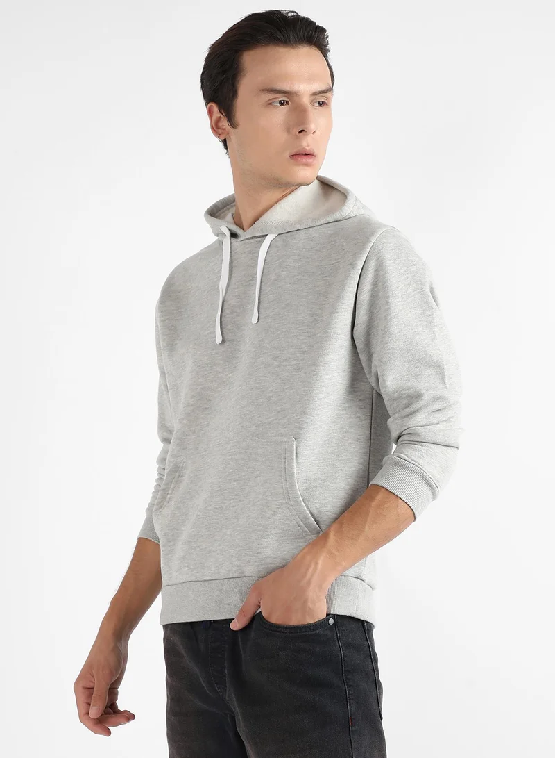 Campus Sutra Men's Light Grey Pullover Hoodie With Contrast Drawstring