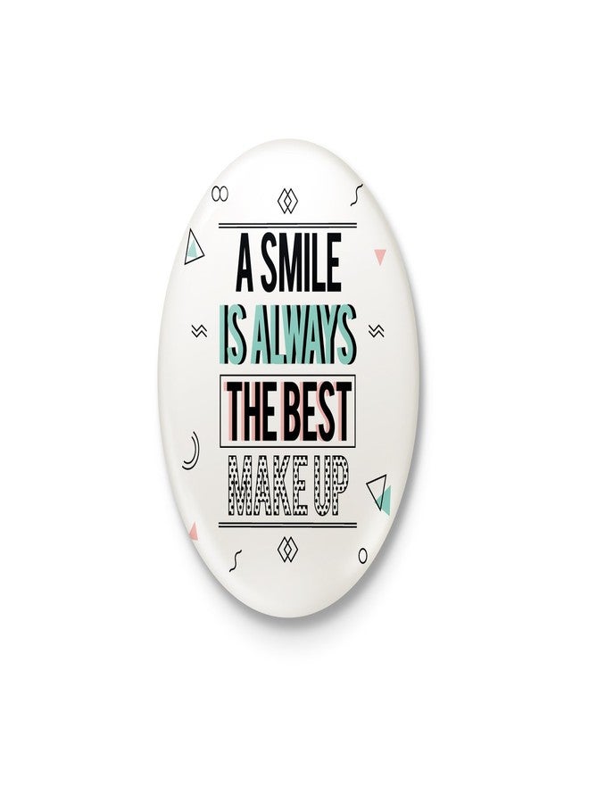 شارة فنانين "الابتسامة هي أجمل مكياج" مزودة بدبوس أمان خلفي