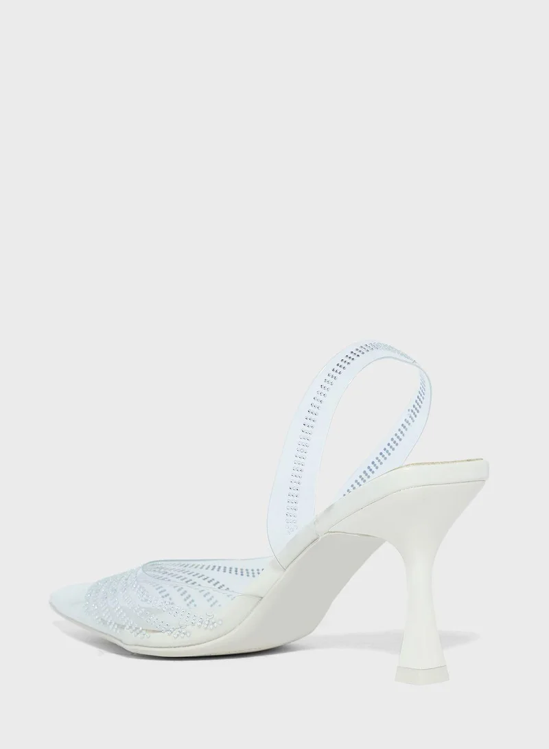 فينتشي Pointed Toe Pumps