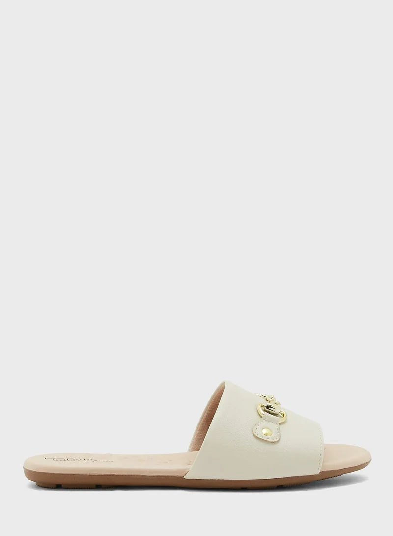 MODARE Evonne Flat Sandals