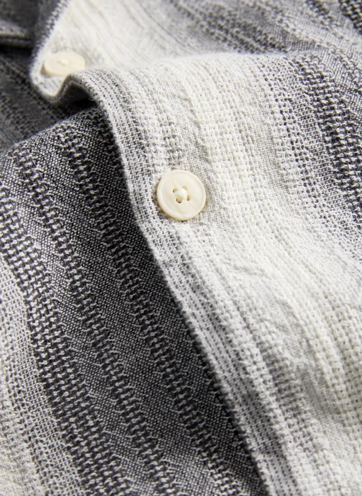 JACK & JONES  Short sleeve Dobby Resort  shirt for Men | Best Price UAE