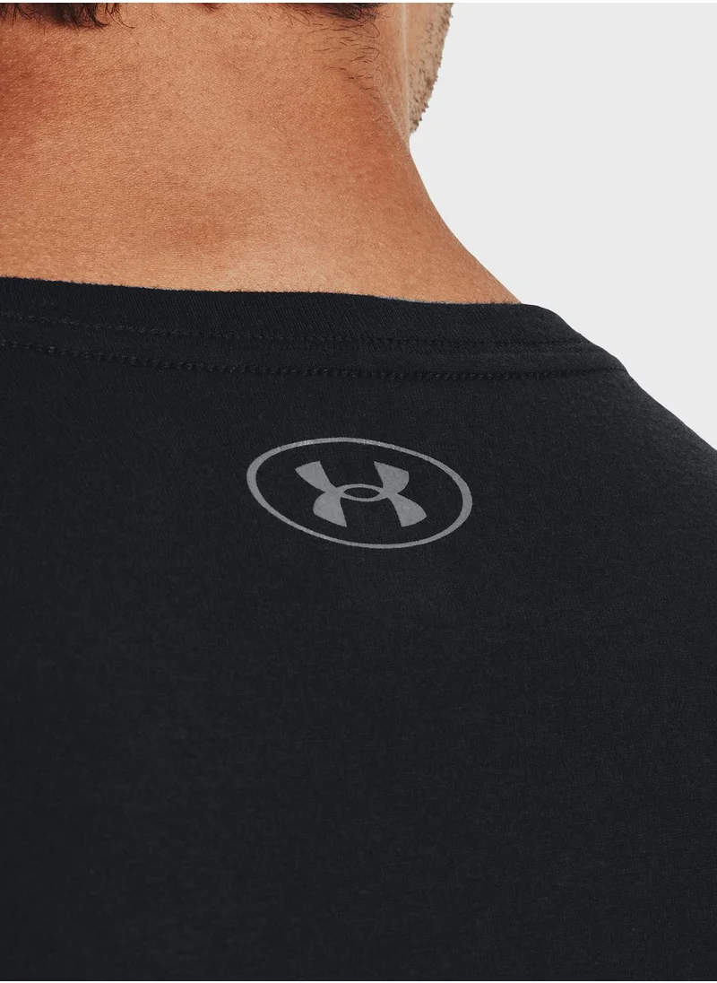 UNDER ARMOUR Big Logo Fill T-Shirt